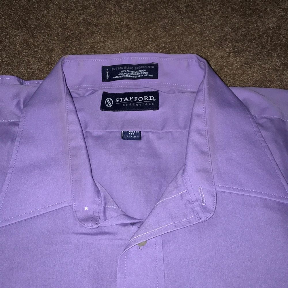 Button down long sleeve dress shirt